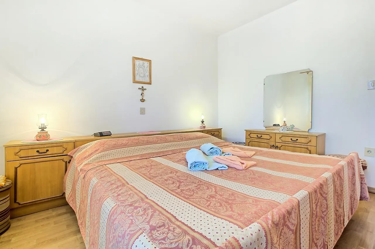 Eva House With Apartment Umag 0*,