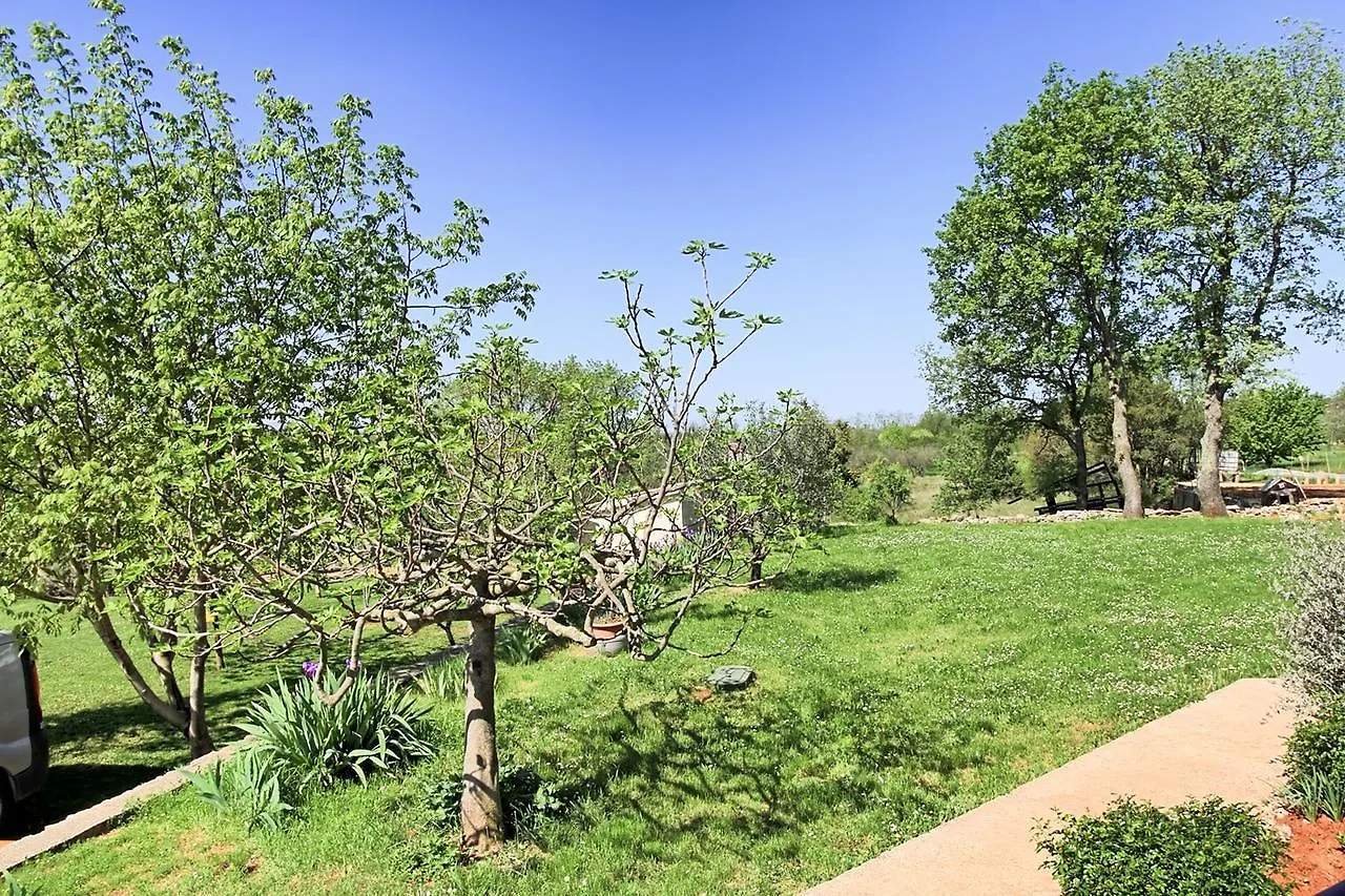 Eva House With Apartment Umag
